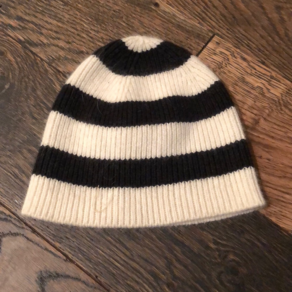 Express beanie